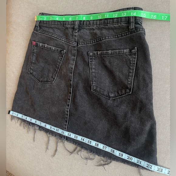 BDG black denim skirt Size Medium - Picture 4 of 5